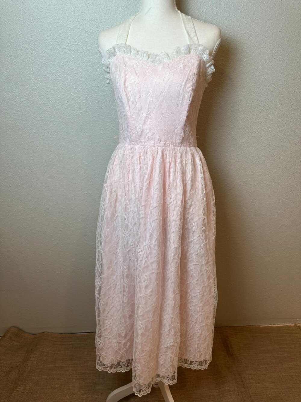 Vintage Jodette of California Pink Lace Halter Midi Dress - Size 9/10